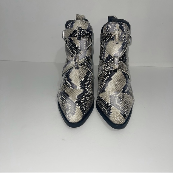 All Saints Darcy Pointed Toe Bootie - Picture 4 of 16